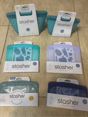 Stasher™  4 Cup Bowl, 2 Cup Bowl, 2 Sandwich & 2 Snacks